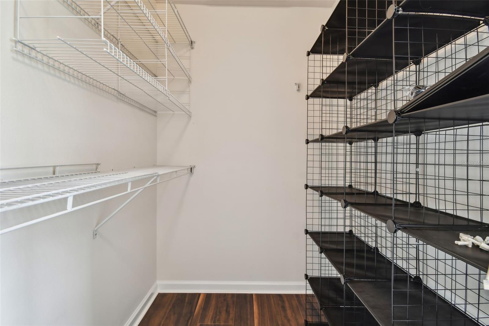 VALHALLA PH 3-4 - Residential Lease