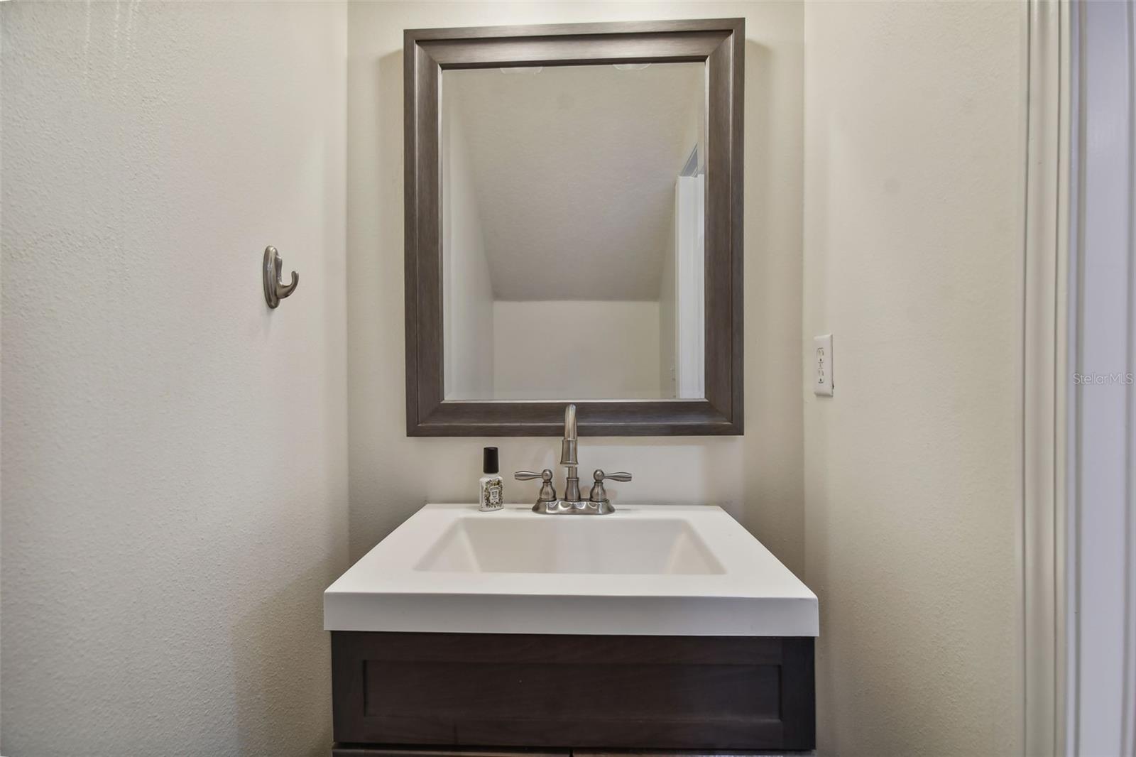 VALHALLA PH 3-4 - Residential Lease