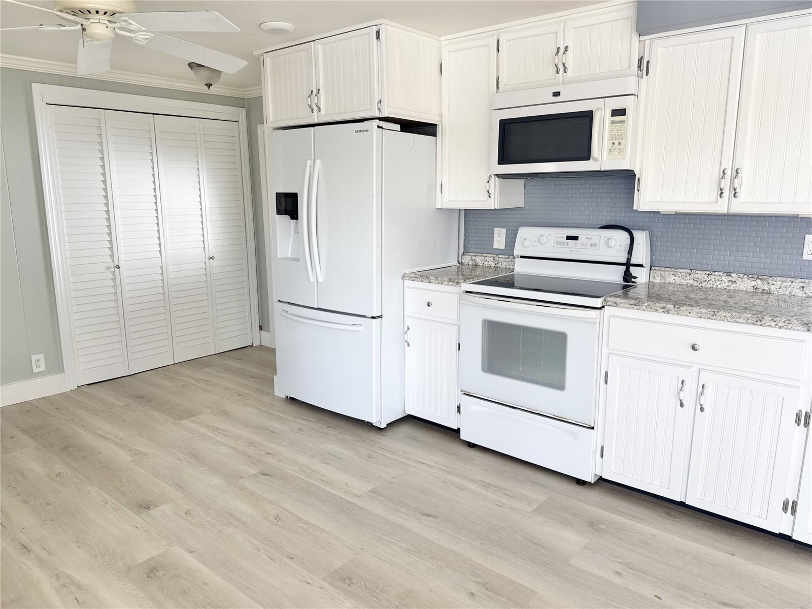 MOBEL AMERICANA MOBILE HOME PARK UNREC - Residential