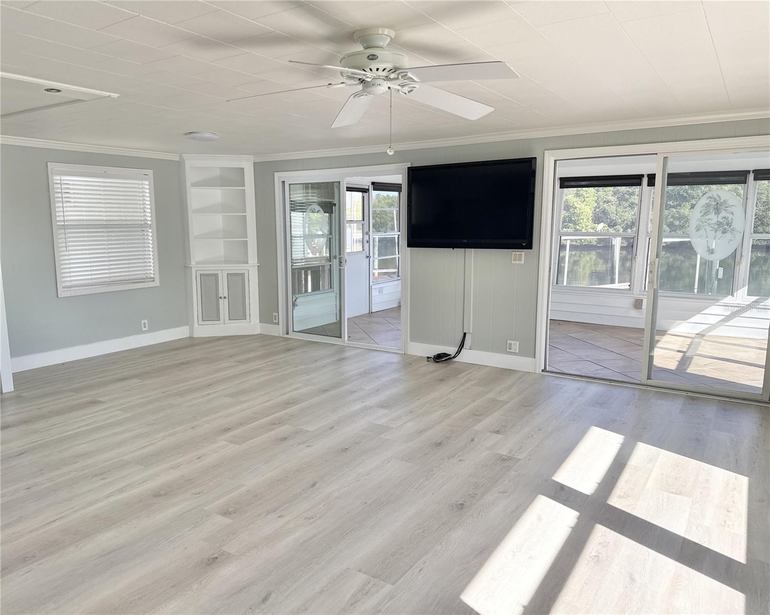 MOBEL AMERICANA MOBILE HOME PARK UNREC - Residential