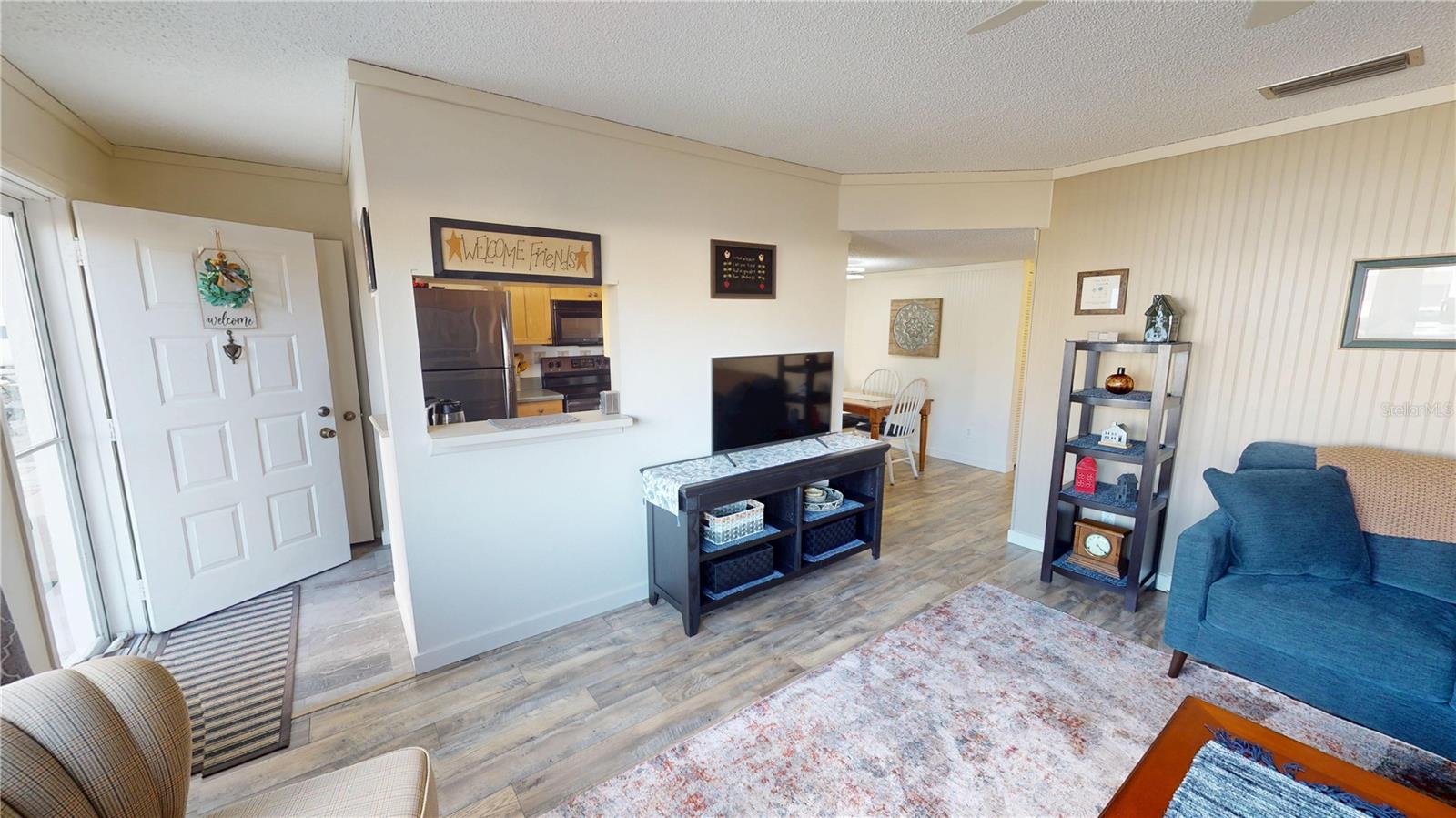 EDGEWATER VILLAGE BLDG I - Residential