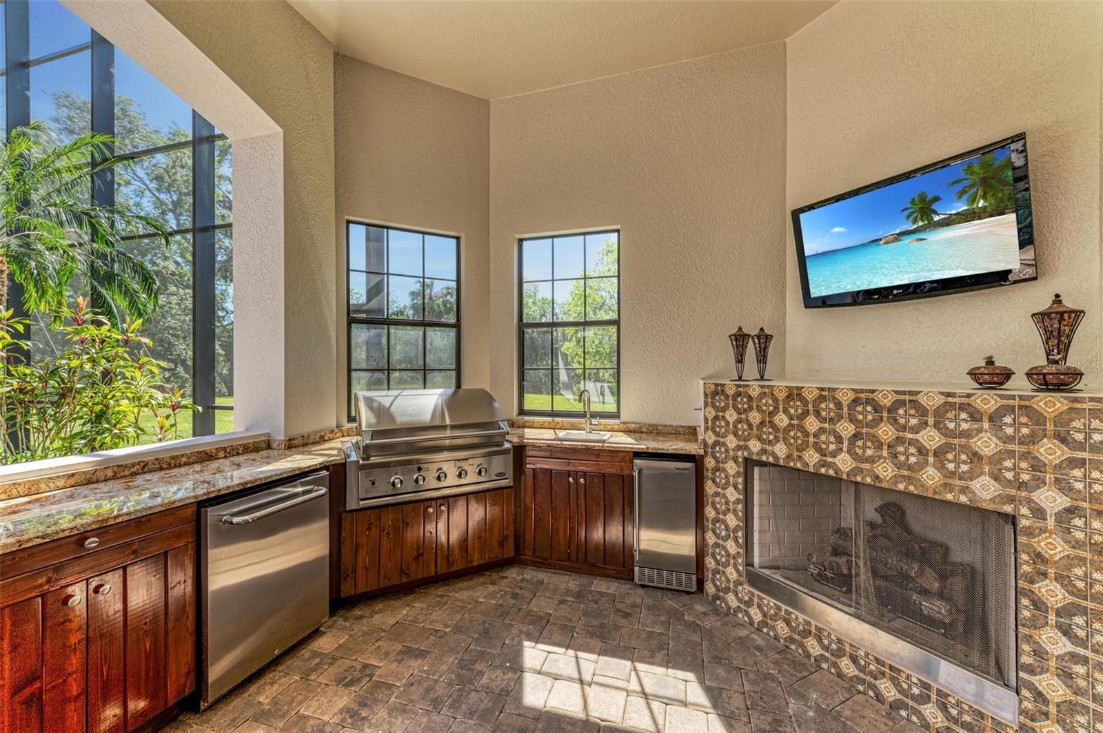 TERRA CEIA BAY NORTH - Residential