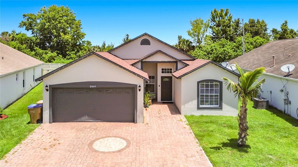 Photo of 2469 Hybrid Drive, Kissimmee, FL 34758 (MLS # O6424798)