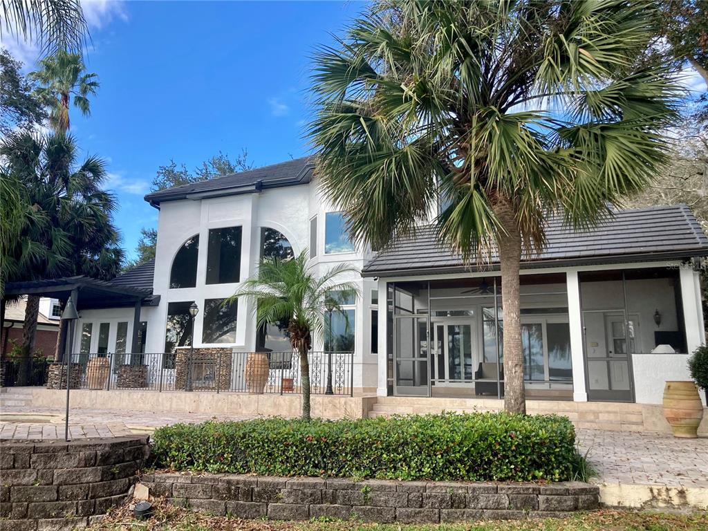 LAKE DOWN VILLAGE - Residential