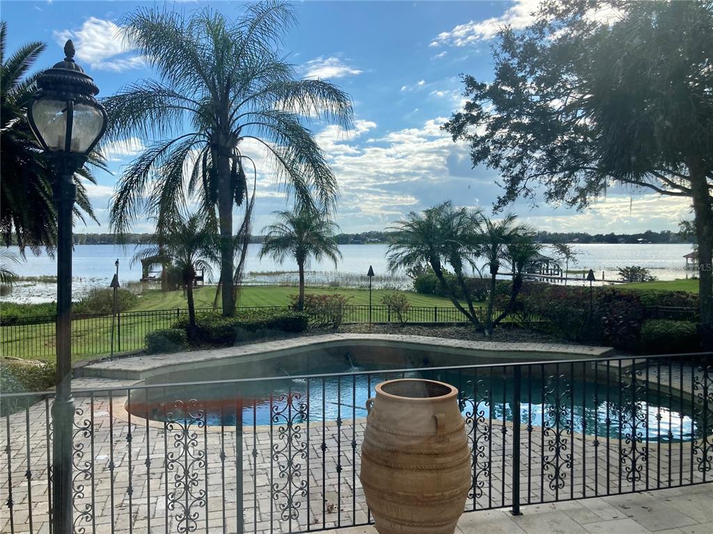 LAKE DOWN VILLAGE - Residential