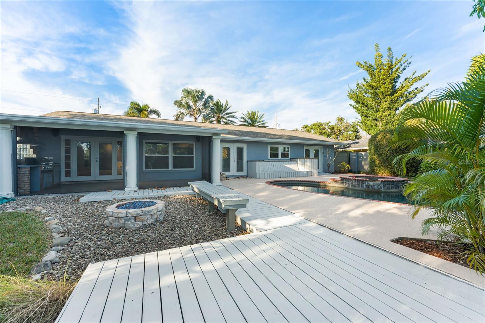 ISLE CATALINA - Residential