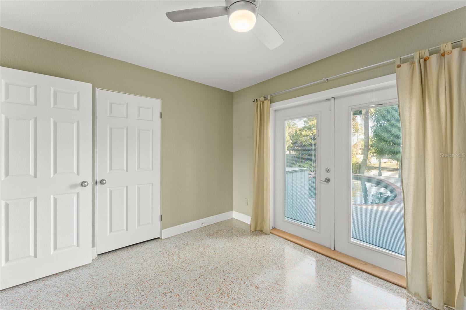 ISLE CATALINA - Residential