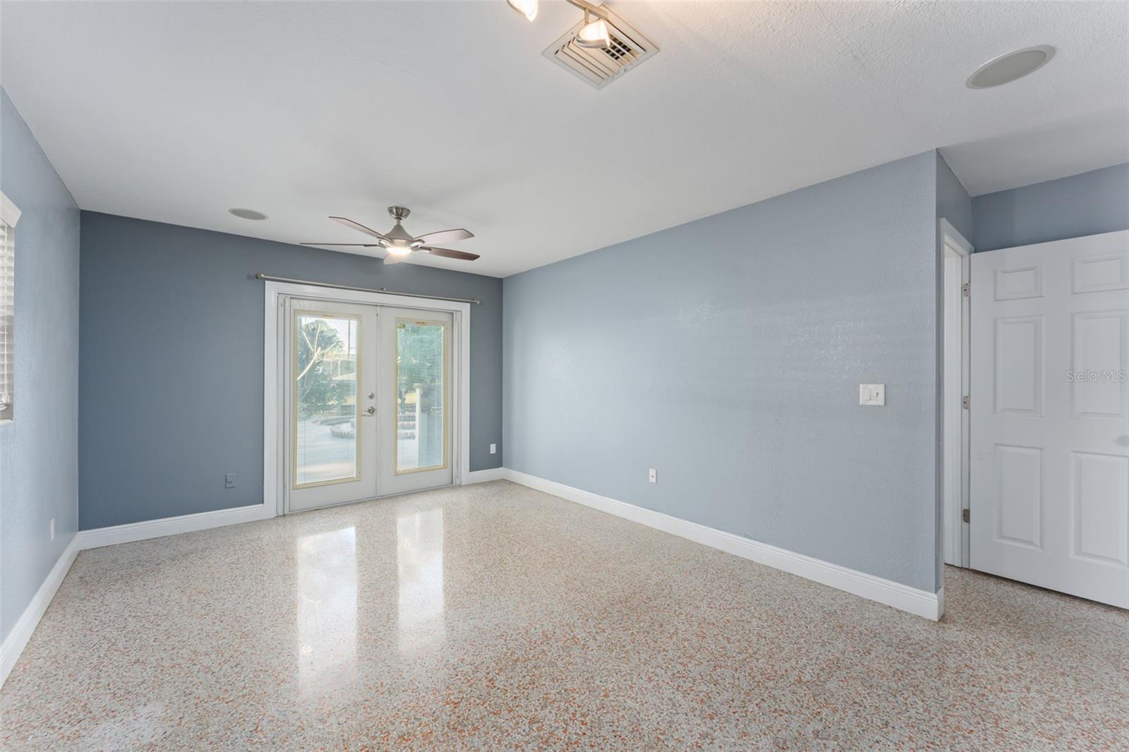 ISLE CATALINA - Residential