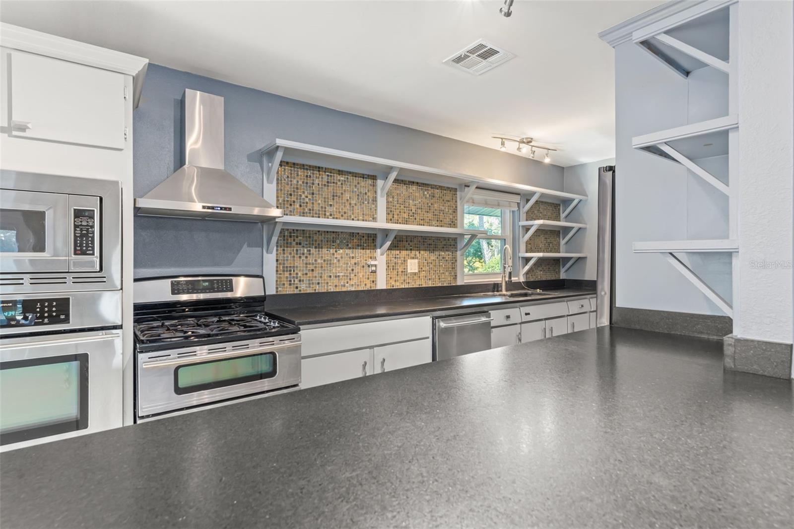 ISLE CATALINA - Residential