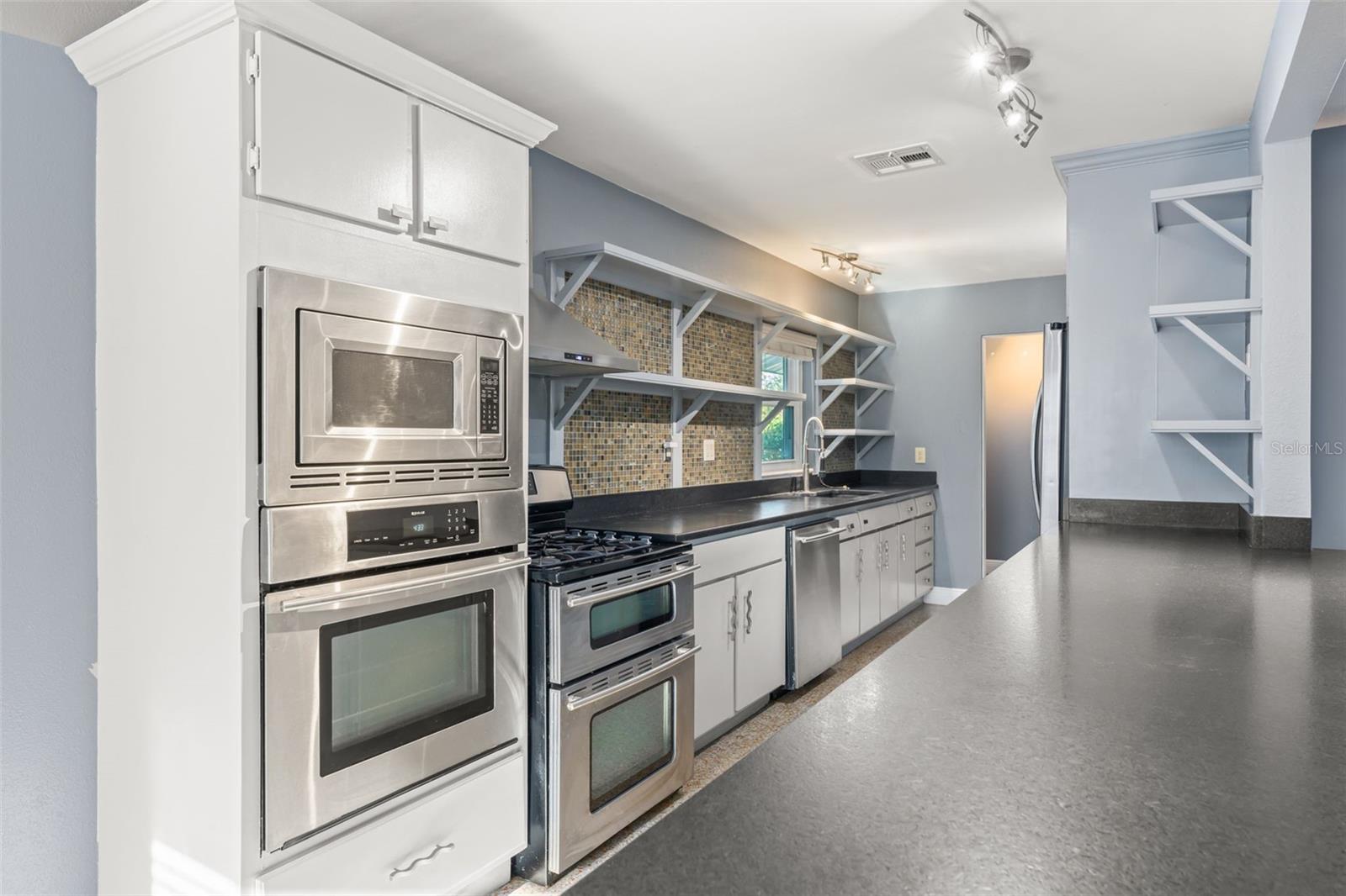 ISLE CATALINA - Residential