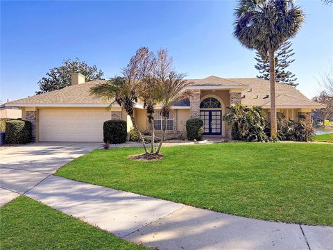 Photo of 1125 Almond Tree Circle, Orlando, FL 32835 (MLS # O6388821)