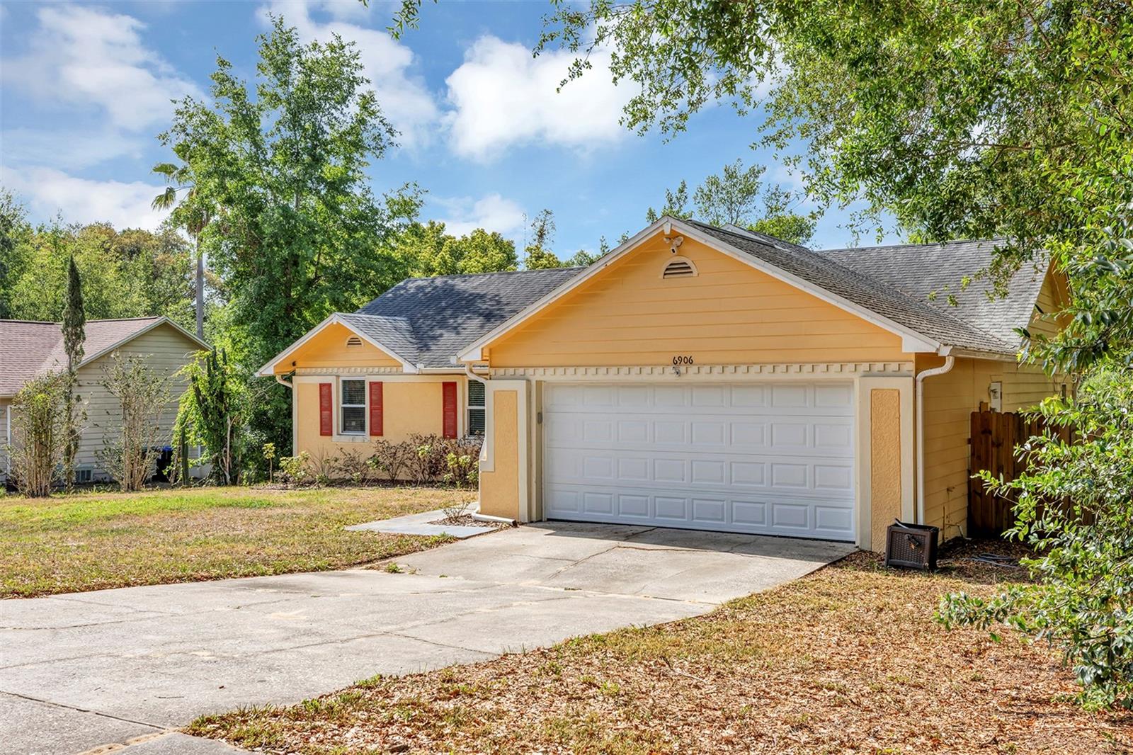 6906 COLONY OAKS LANE