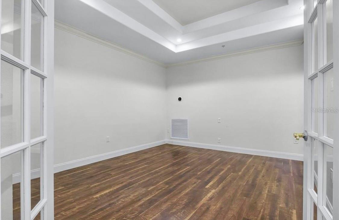 VIZCAYA HEIGHTS CONDO 07 - Residential