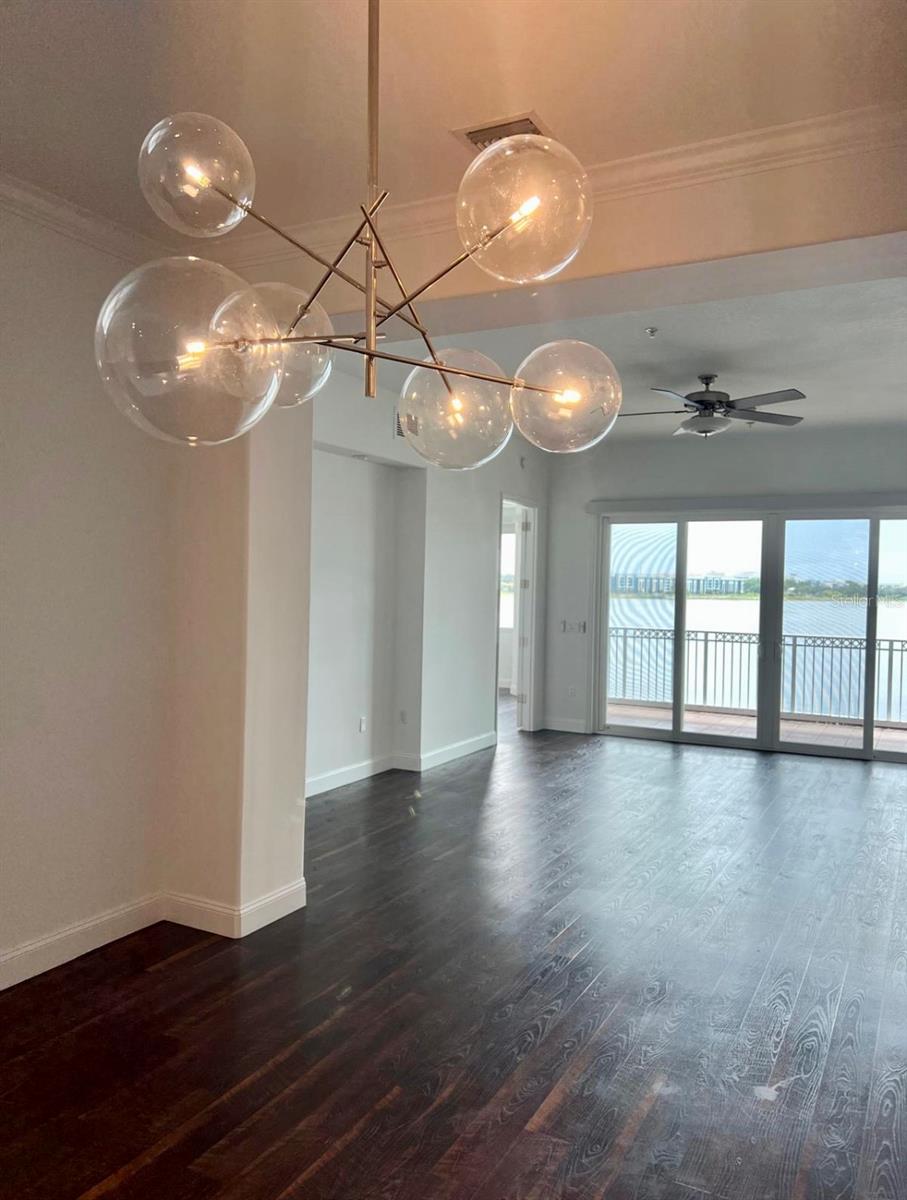 VIZCAYA HEIGHTS CONDO 07 - Residential