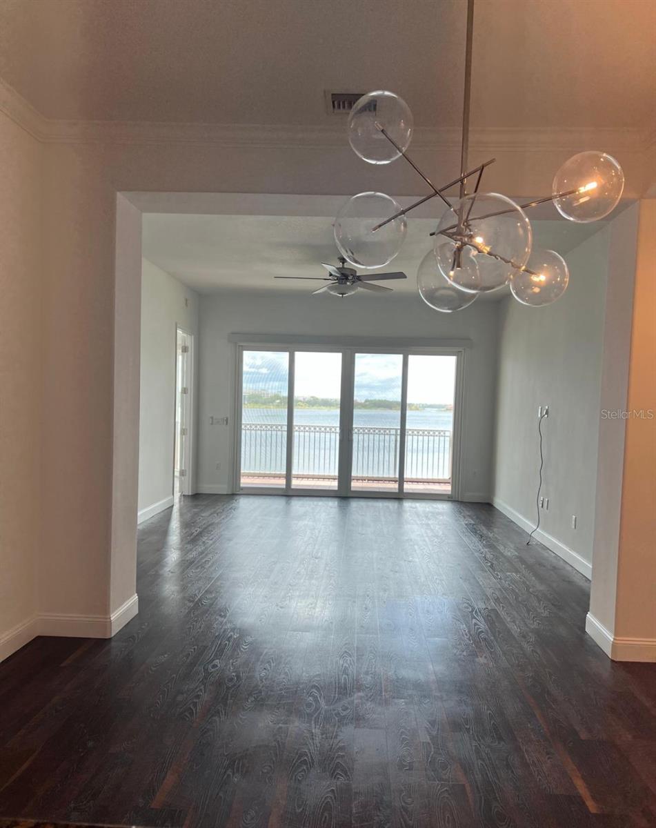 VIZCAYA HEIGHTS CONDO 07 - Residential