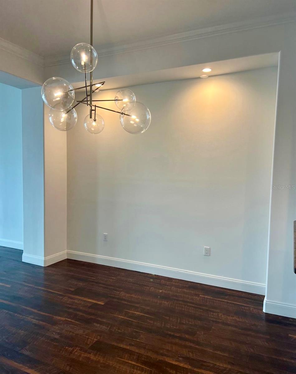 VIZCAYA HEIGHTS CONDO 07 - Residential