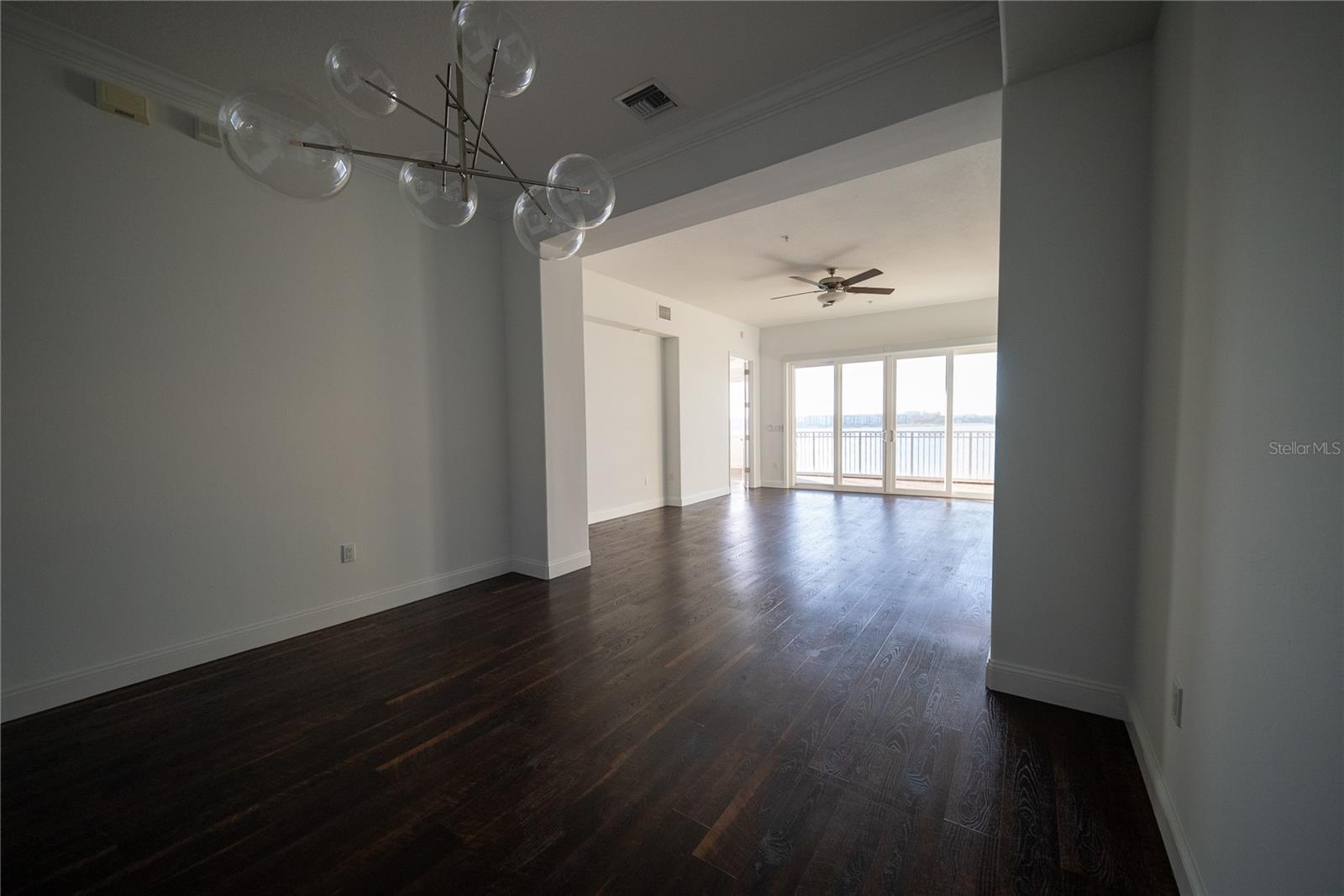 VIZCAYA HEIGHTS CONDO 07 - Residential