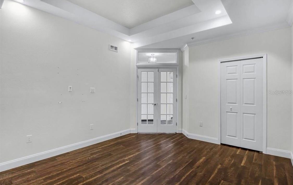 VIZCAYA HEIGHTS CONDO 07 - Residential