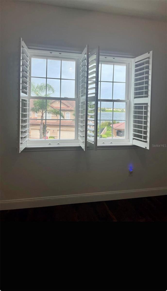 VIZCAYA HEIGHTS CONDO 07 - Residential