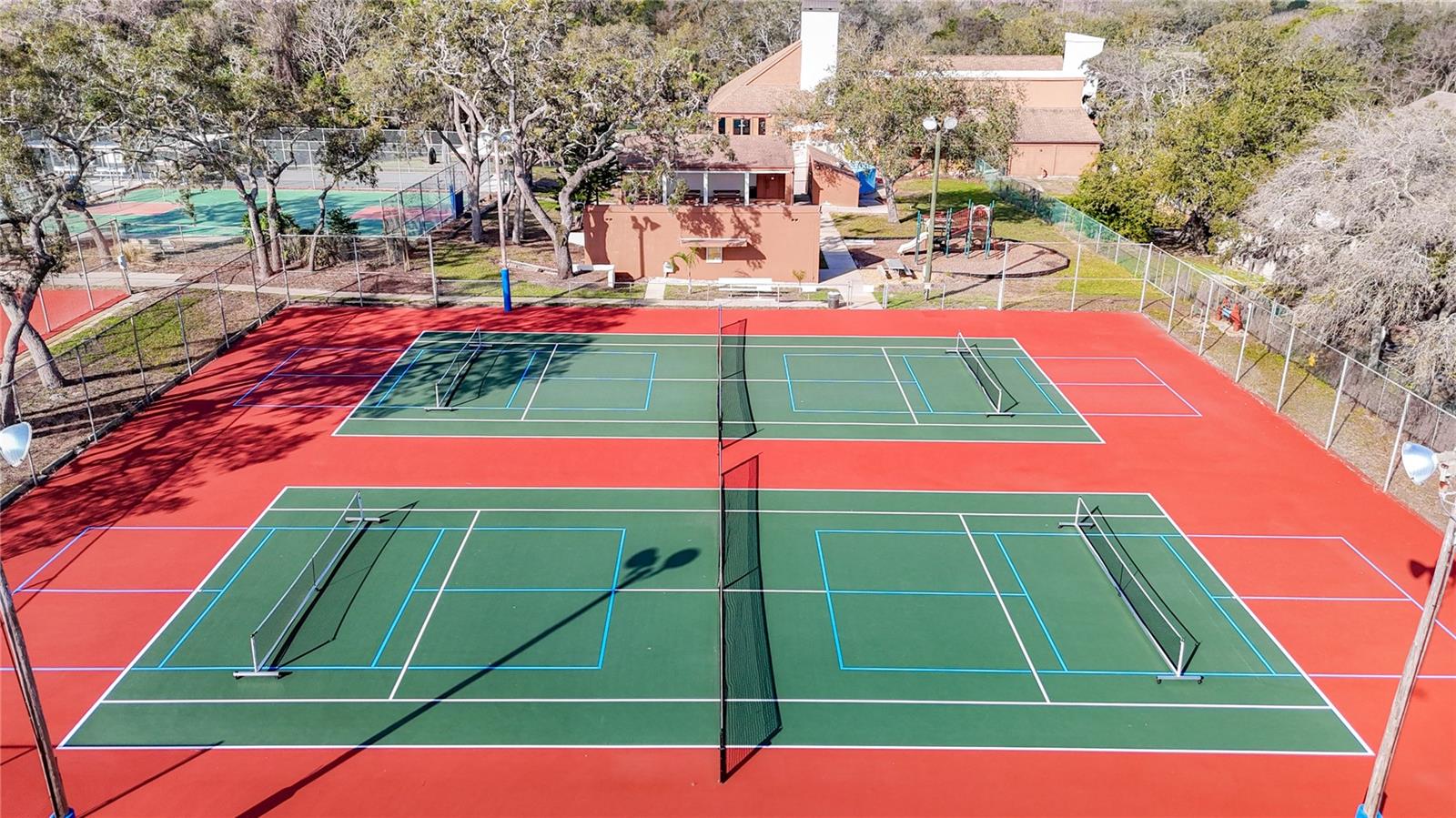 BEACON WOODS WEDGEWOOD CONDO - Residential