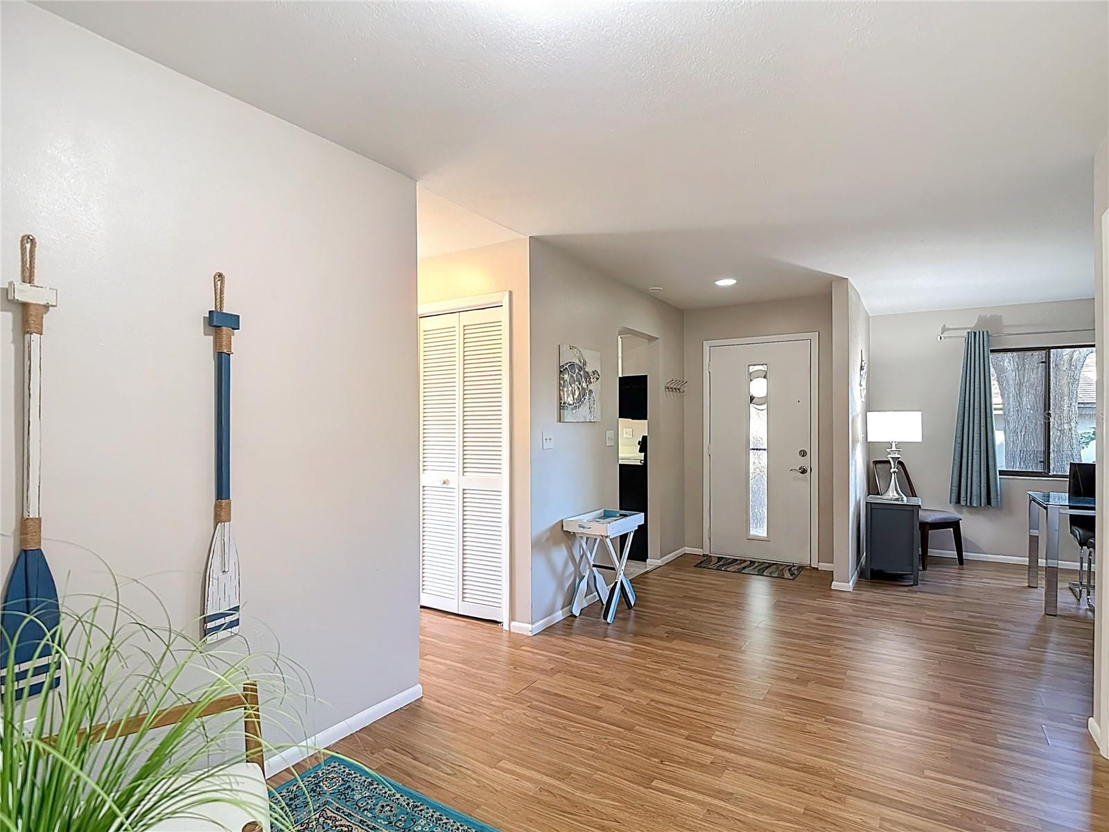 BEACON WOODS WEDGEWOOD CONDO - Residential