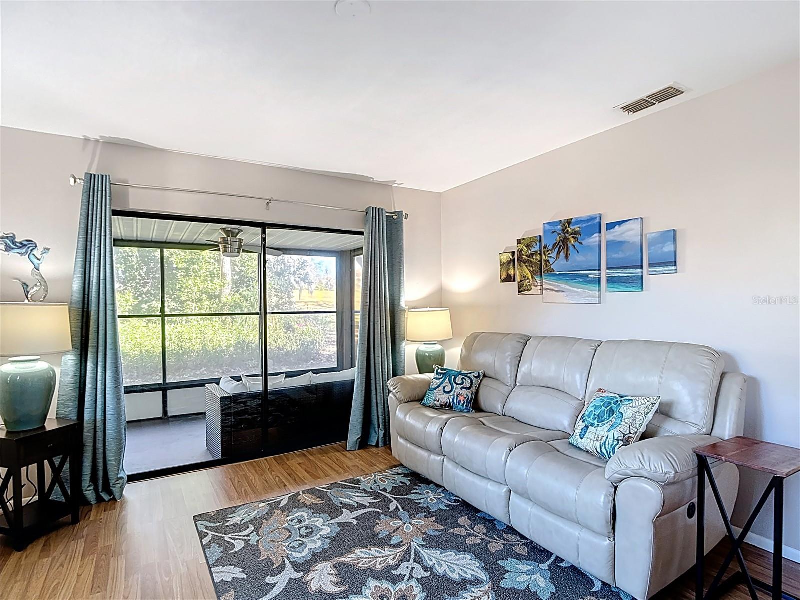 BEACON WOODS WEDGEWOOD CONDO - Residential