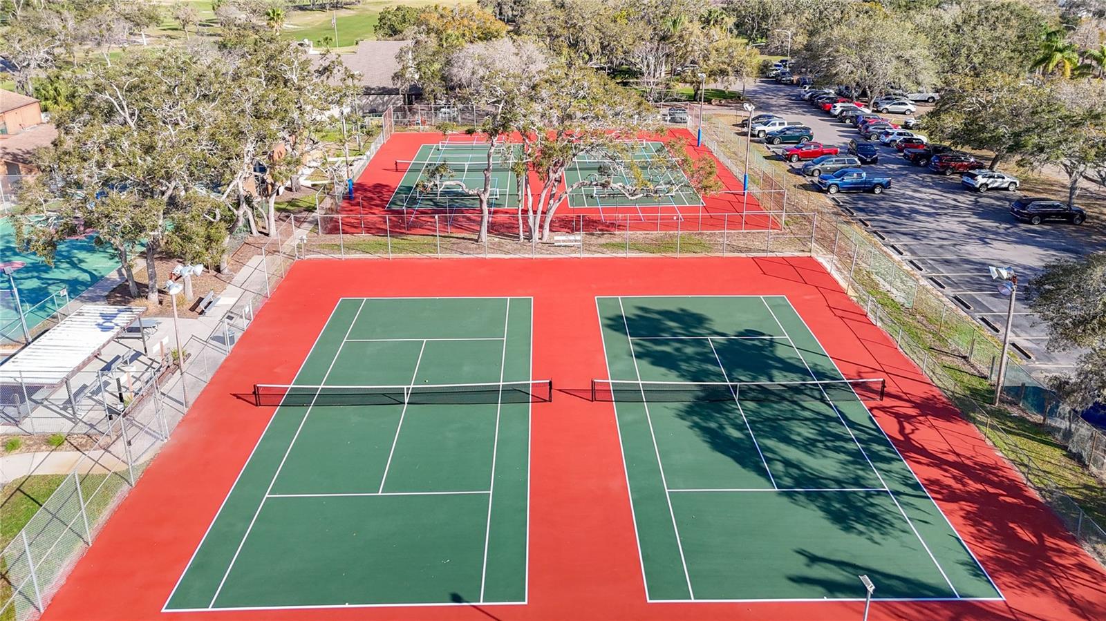 BEACON WOODS WEDGEWOOD CONDO - Residential