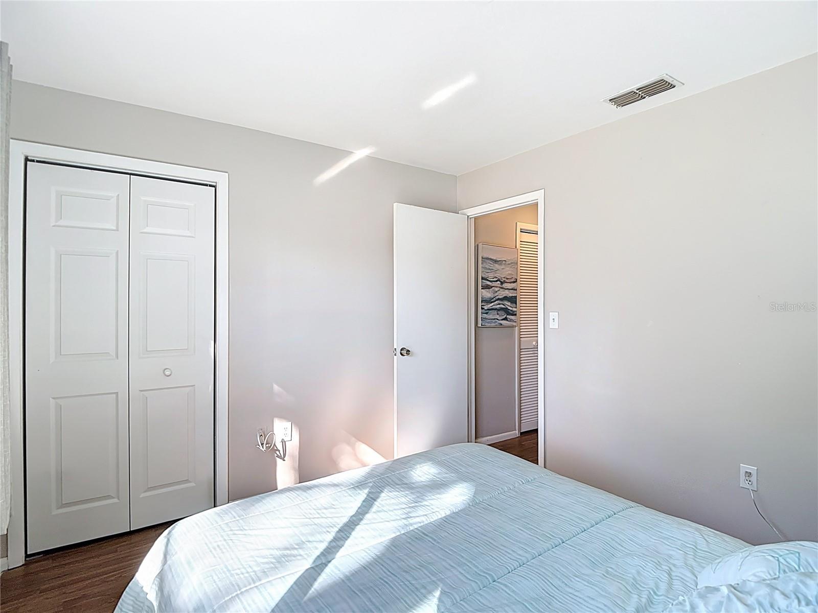 BEACON WOODS WEDGEWOOD CONDO - Residential