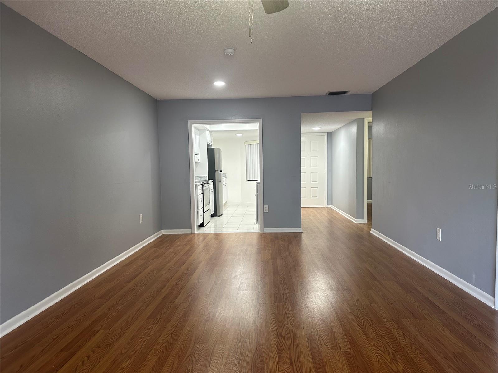 ESTANCIA CONDO - Residential Lease