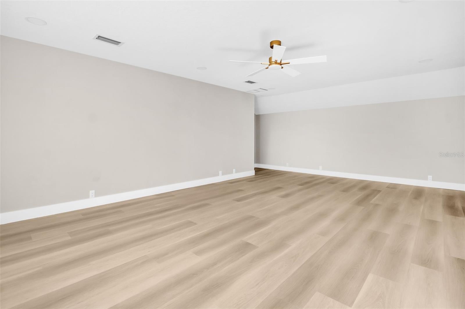 VILLAGES AT FOX HOLLOW WEST - Residential