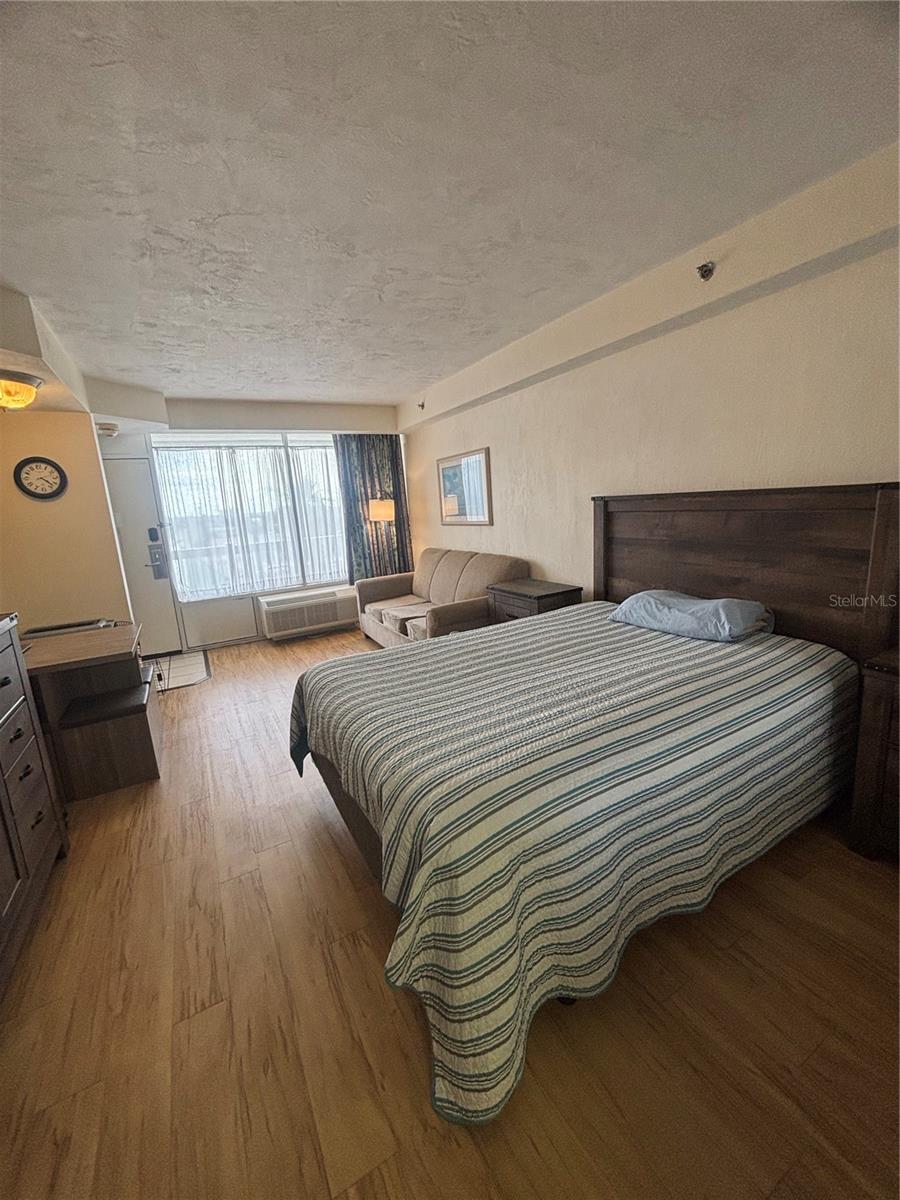 DAYTONA BEACH RESORT & CONFERENCE CENTER - Residential