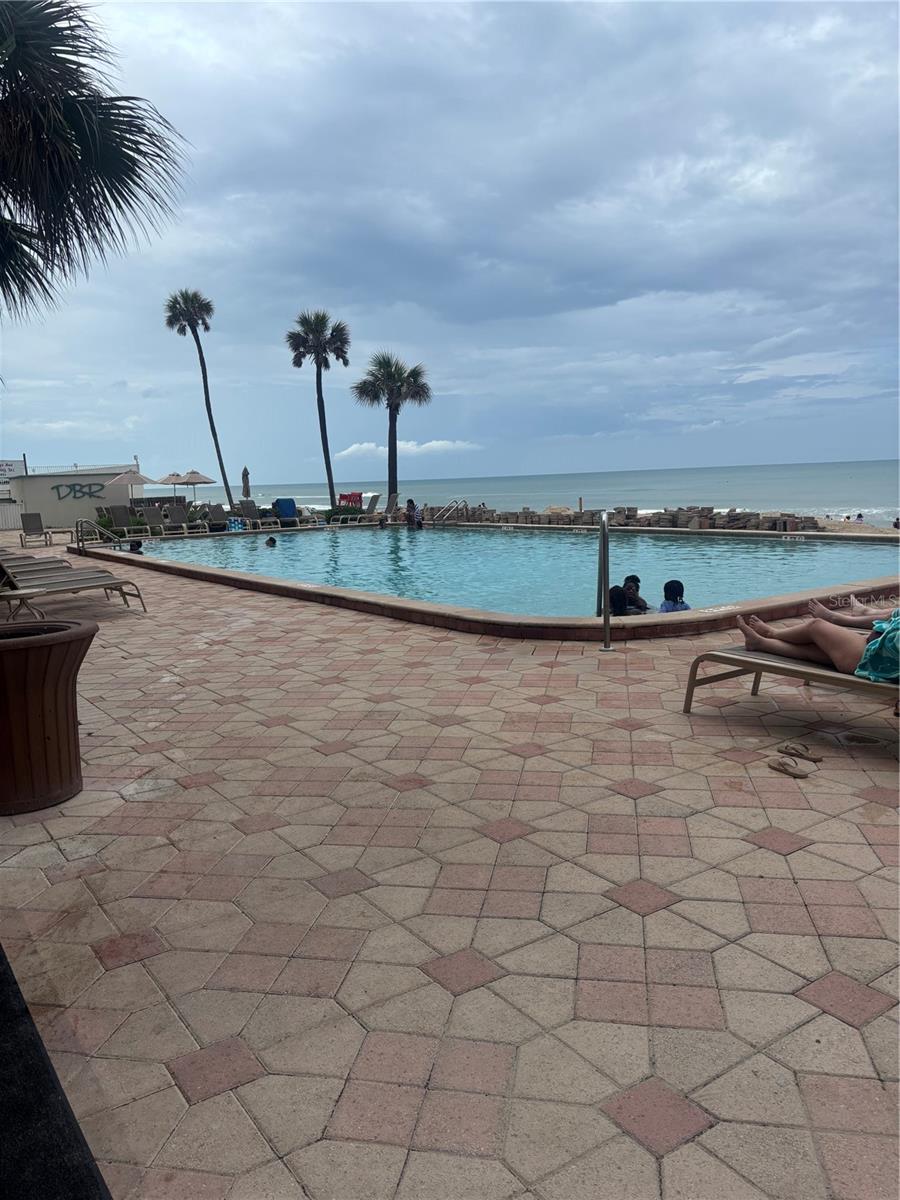 DAYTONA BEACH RESORT & CONFERENCE CENTER - Residential