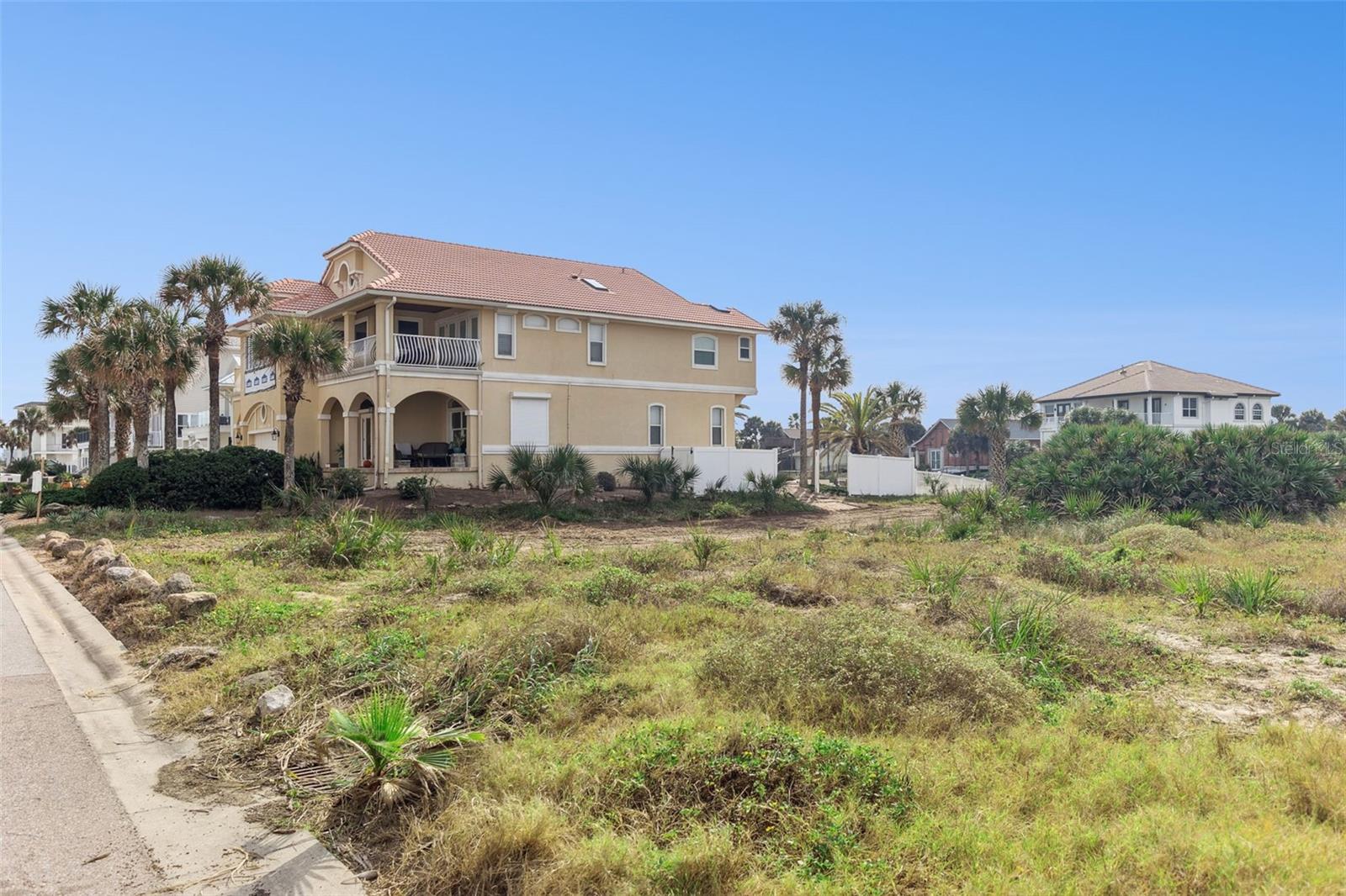 ARMAND BEACH ESTATES - Land