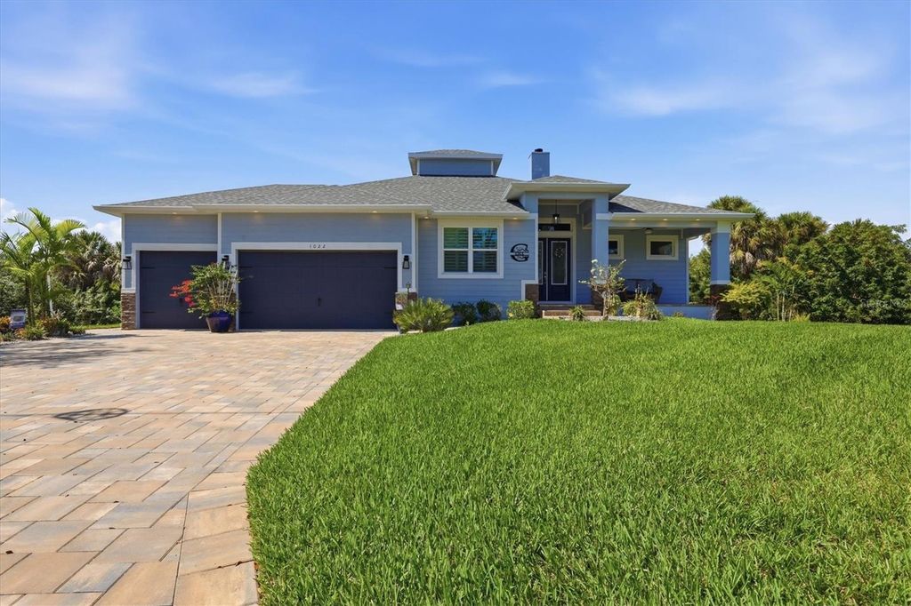 Photo of 1022 Beekman Circle, Port Charlotte, FL 33953 (MLS # D6146551)