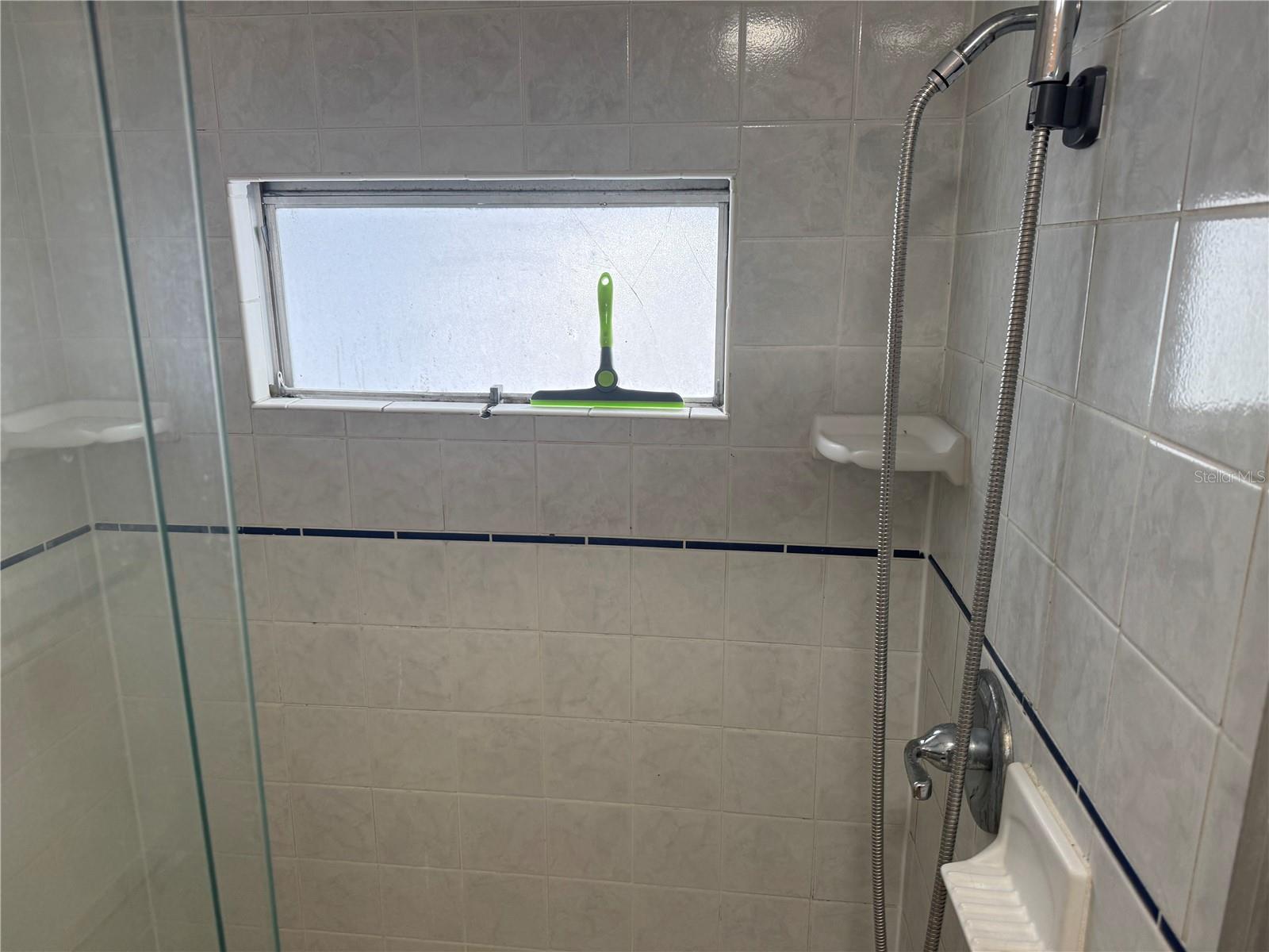 COMMONWEALTH MOBILE ESTATES ADD 01 - Residential