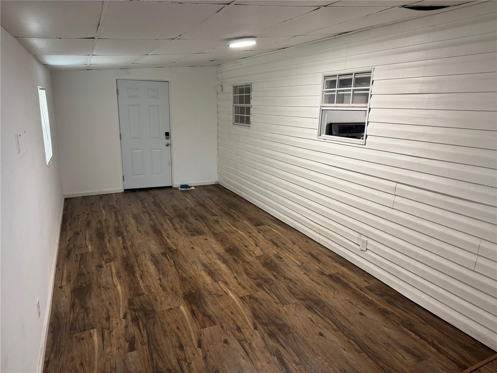 COMMONWEALTH MOBILE ESTATES ADD 01 - Residential