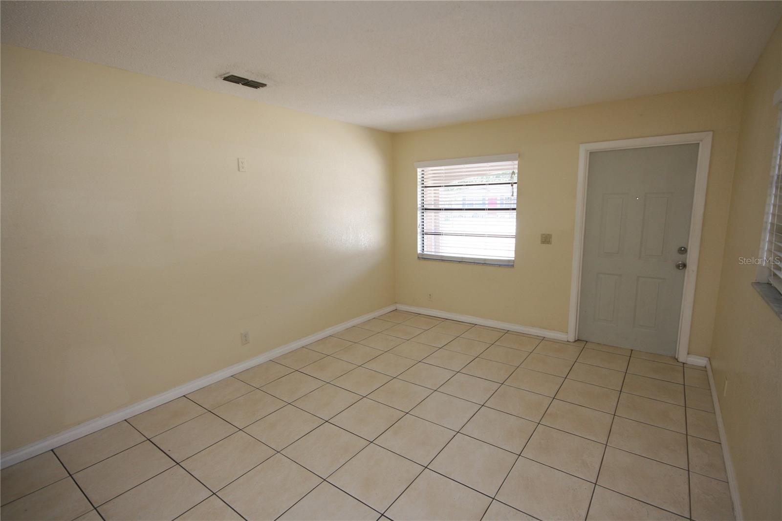 6514 LA MESA CIRCLE