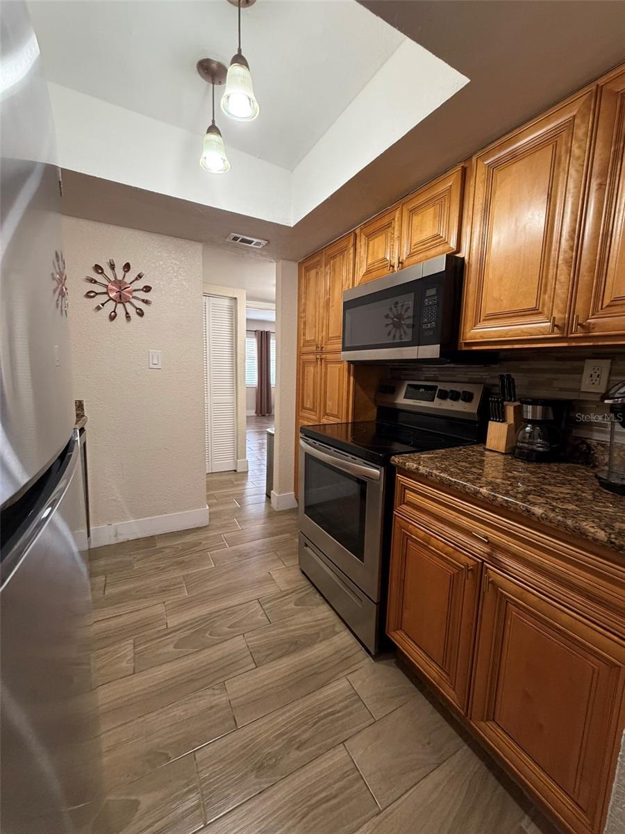 MILLENNIUM PALMS - Residential Lease