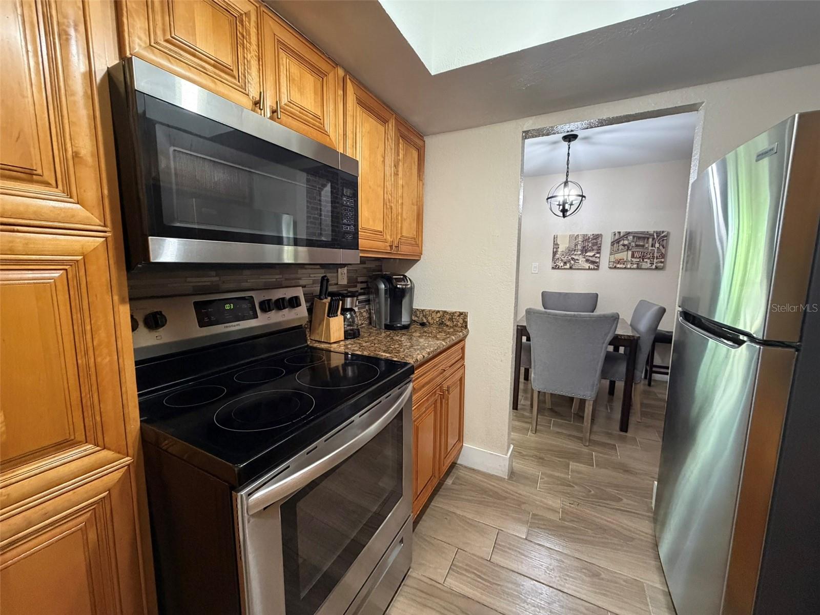 MILLENNIUM PALMS - Residential Lease