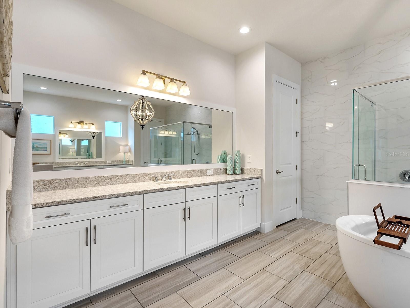 ISLES AT LAKEWOOD RANCH PH II - Residential