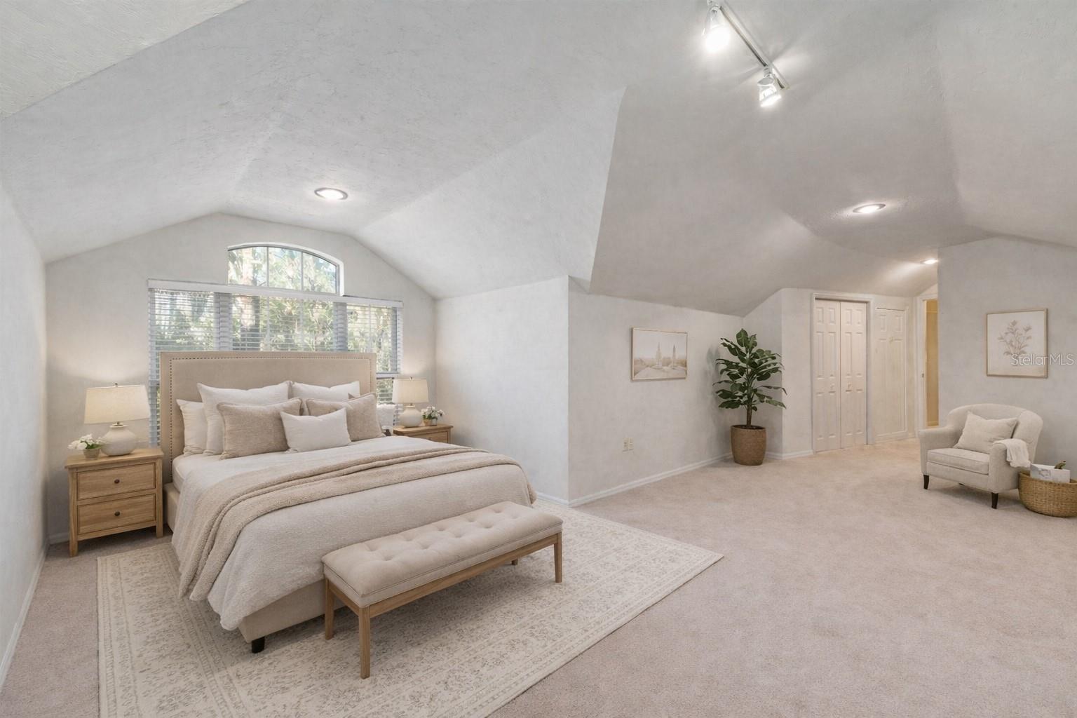 STEEPLECHASE FARMS - Residential