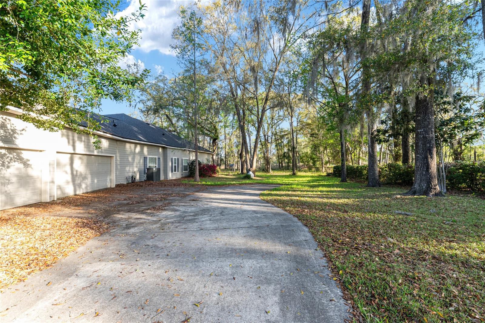 STEEPLECHASE FARMS - Residential