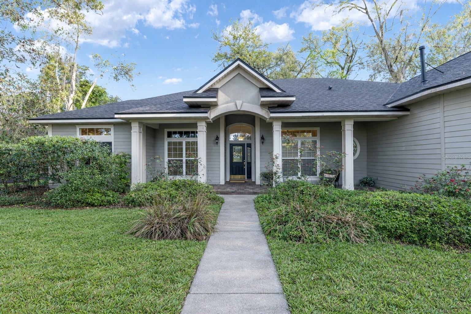 STEEPLECHASE FARMS - Residential