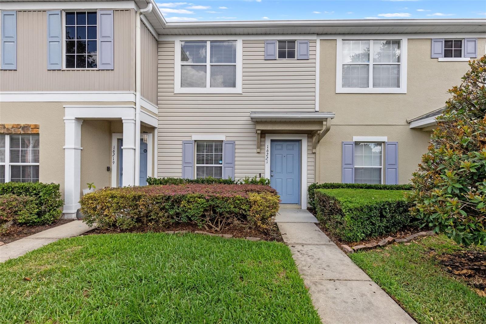 SWAN VIEW TWNHMS - Residential