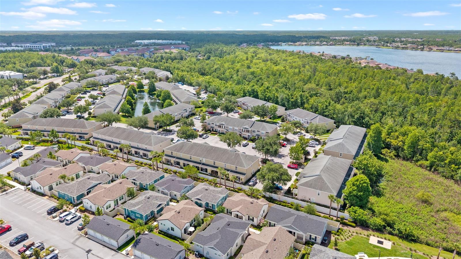 SWAN VIEW TWNHMS - Residential
