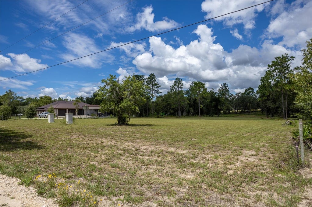 Photo of 11491 NE 109th Place, Archer, FL 32618 (MLS # GC543574)