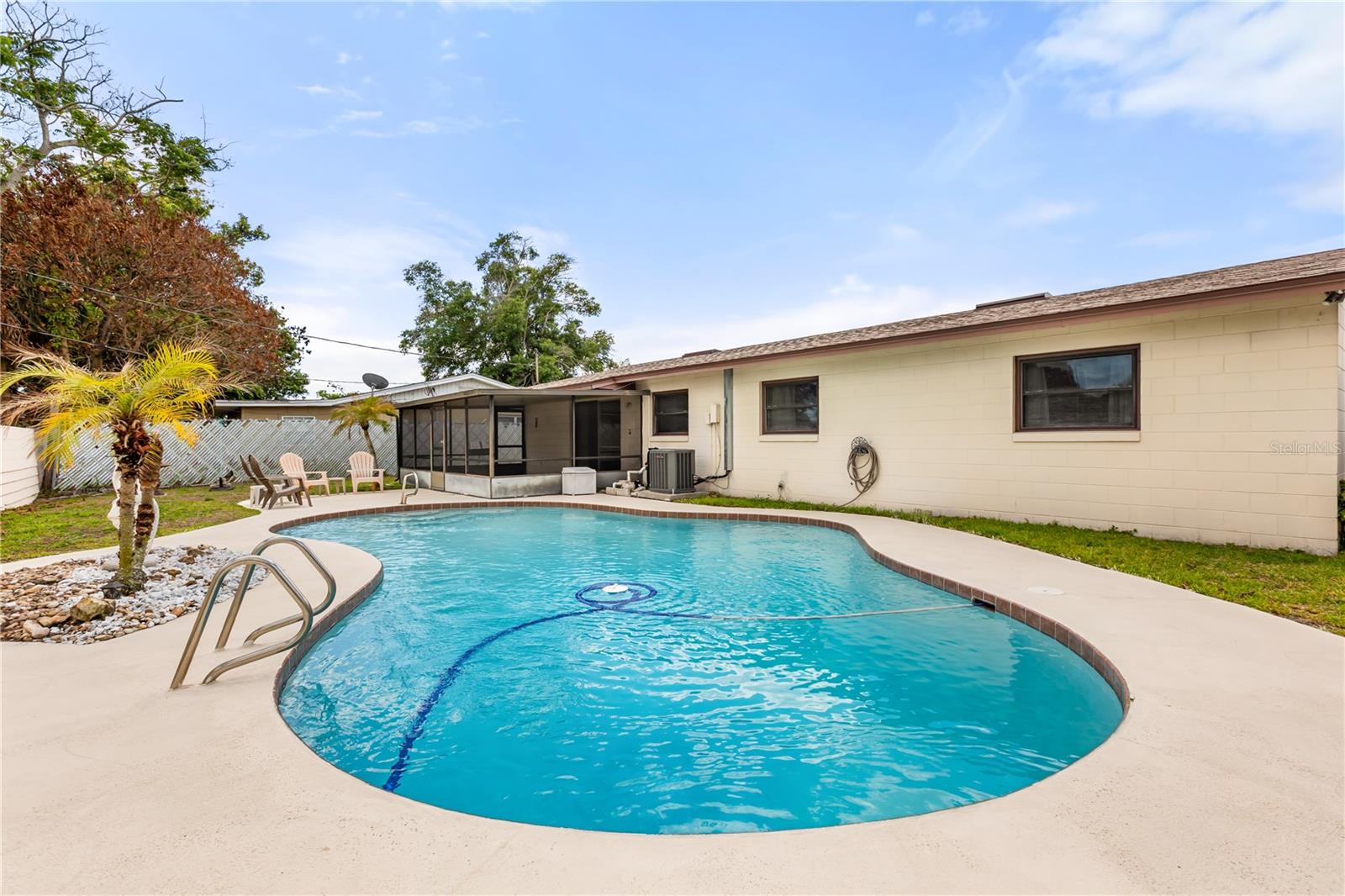 SKY LAKE ADD 01 - Residential