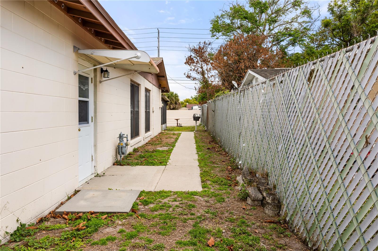 SKY LAKE ADD 01 - Residential