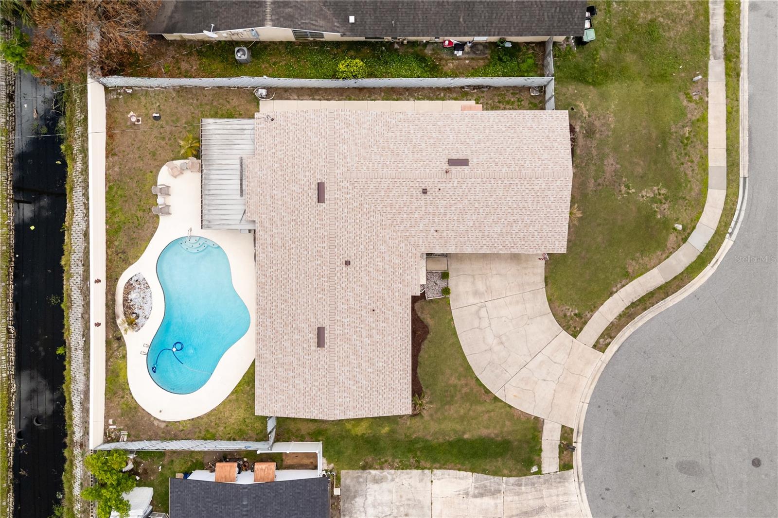 SKY LAKE ADD 01 - Residential