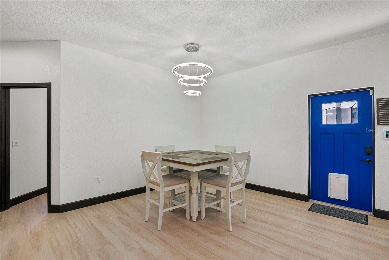 AVON HEIGHTS - Residential